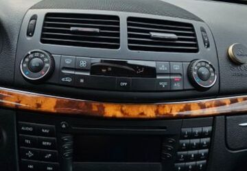 Mercedes-Benz E 280 220.000 km 5.400 &euro; Schweinfurt 97424