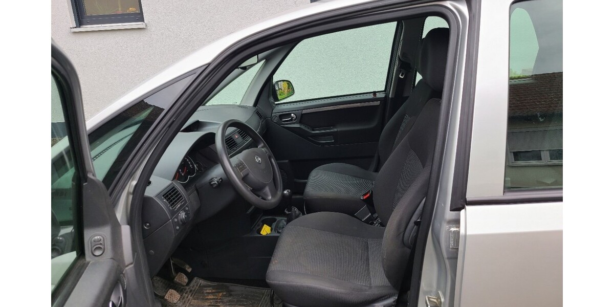 Opel Meriva 166.095 km 3.900 &euro; Bad Bocklet 97708