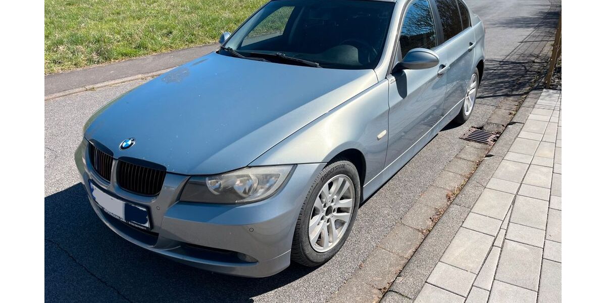 BMW 318 201.704 km 3.900 &euro; Sulzfeld 97633