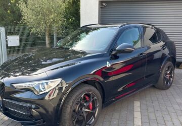 Alfa Romeo Stelvio 96.000 km 42.880 &euro; Volkach 97332
