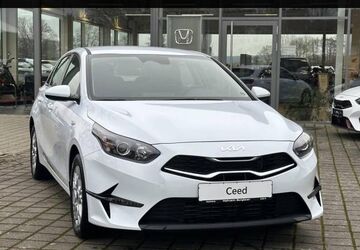 Kia ceed / Ceed 7.000 km 18.890 &euro; Burglauer 97724