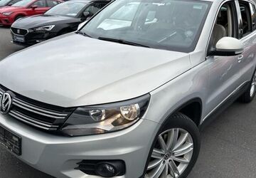 VW Tiguan 176.582 km 6.999 &euro; Bad Bocklet 97708