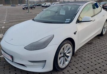 Tesla Model 3 89.720 km 26.450 &euro; Bad Kissingen 97688