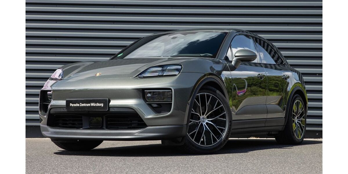 Porsche Macan 16.900 km 96.890 &euro; Estenfeld 97230