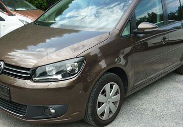 VW Touran 121.800 km 12.300 &euro; Estenfeld bei Würzburg 97230