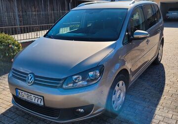 VW Touran 155.100 km 7.300 &euro; Stangenroth 97705
