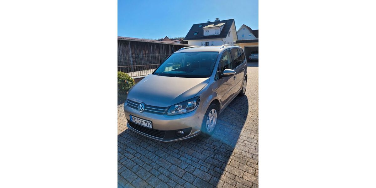 VW Touran 155.100 km 7.300 &euro; Stangenroth 97705