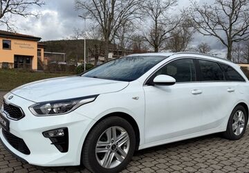 Kia ceed Sportswagon 225.321 km 8.318 &euro; Bad Bocklet 97708