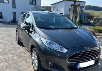 Ford Fiesta 52.000 km 7.600 &euro; Schweinfurt 97422
