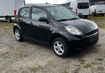 Daihatsu Sirion 203.000 km 1.950 &euro; Sennfeld 97526