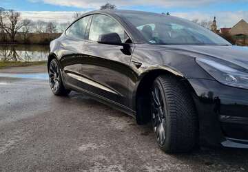 Tesla Model 3 52.823 km 38.000 &euro; Schweinfurt 97421