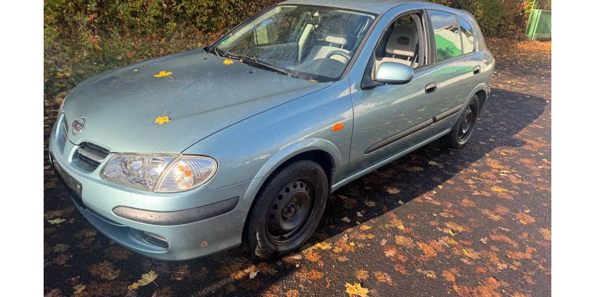 Nissan Almera 153.900 km 1.549 &euro; Schweinfurt 97422