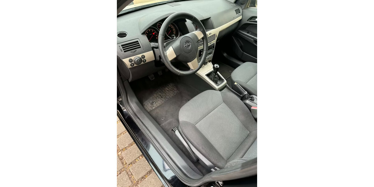 Opel Astra H Caravan 245.000 km 1.300 &euro; Sulzheim 97529