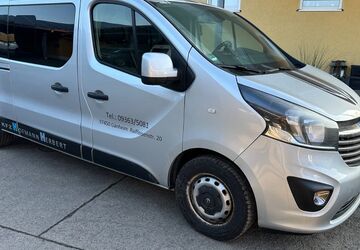 Opel Vivaro 217.500 km 12.800 &euro; Arnstein 97450
