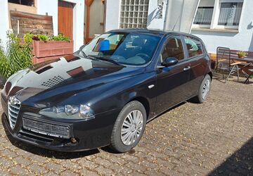 Alfa Romeo 147 66.595 km 4.300 &euro; Röthlein 97520