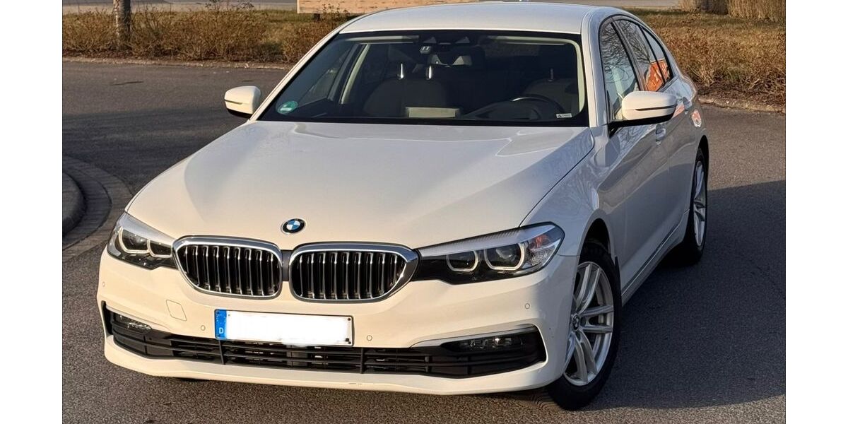 BMW 520 203.000 km 17.900 &euro; Sand 97522