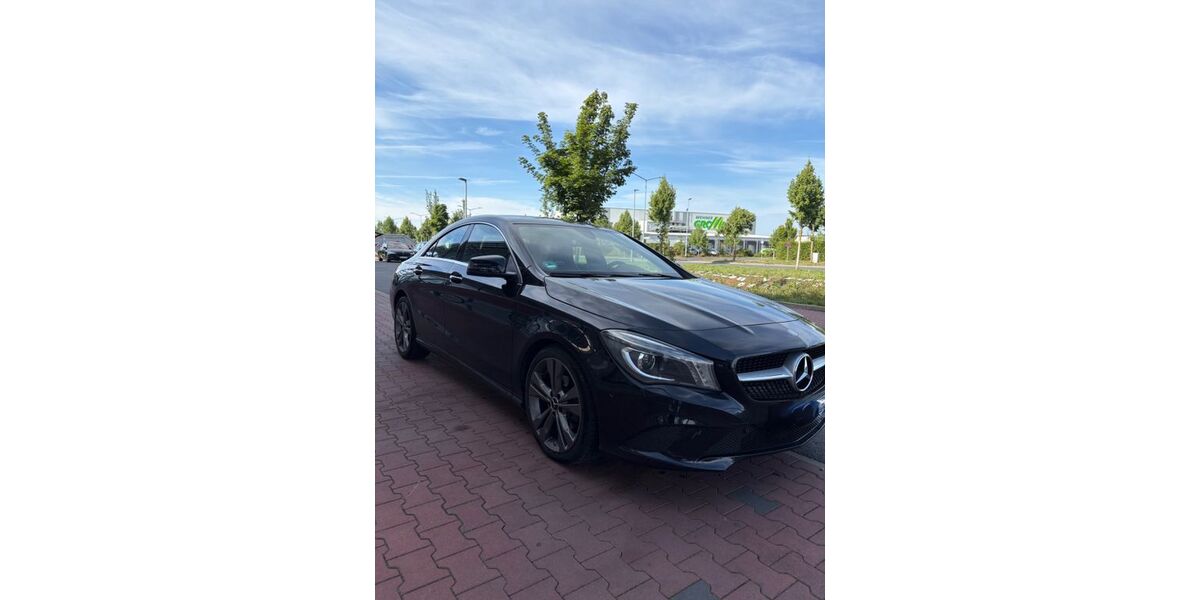Mercedes-Benz CLA 180 106.000 km 17.000 &euro; Schweinfurt 97424