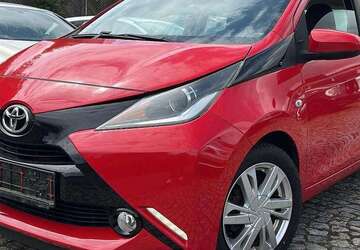 Toyota Aygo 80.000 km 9.700 &euro; Gerolzhofen 97447