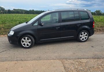 VW Touran 240.000 km 3.000 &euro; Königsberg 97486