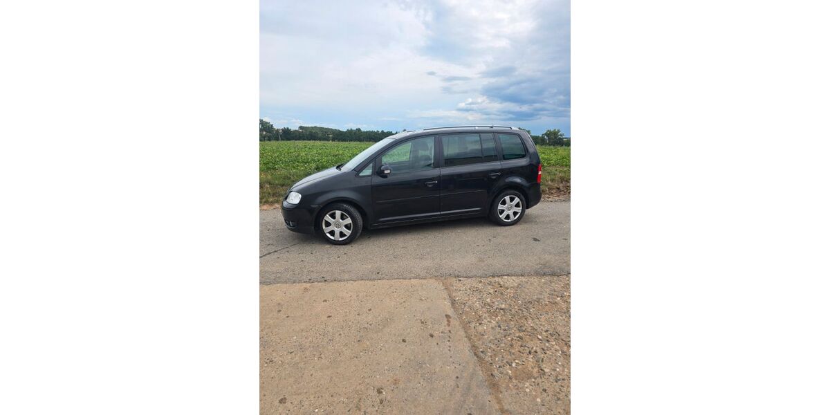 VW Touran 240.000 km 3.000 &euro; Königsberg 97486