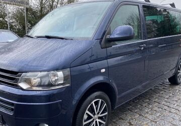 VW T5 Caravelle 175.236 km 21.480 &euro; Haßfurt 97437