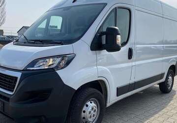 Peugeot Boxer 9.007 km 23.999 &euro; Bergtheim 97241