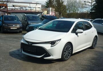 Toyota Corolla 45.000 km 19.990 &euro; Estenfeld bei Würzburg 97230