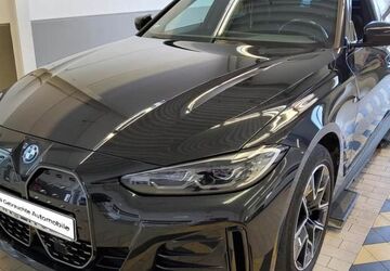 BMW i4 27.318 km 36.250 &euro; Bad Kissingen 97688