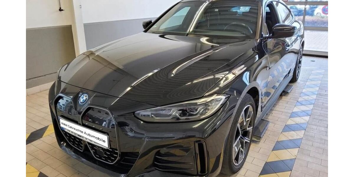 BMW i4 27.318 km 36.250 &euro; Bad Kissingen 97688