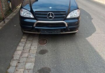 Mercedes-Benz ML 430 280.000 km 4.500 &euro; Arnstein 97450