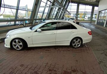 Mercedes-Benz E 200 182.160 km 11.500 &euro; Schonungen 97453
