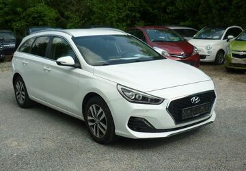 Hyundai i30 47.500 km 16.990 &euro; Estenfeld bei Würzburg 97230