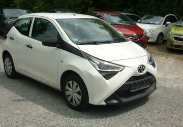 Toyota Aygo (X) 77.700 km 8.900 &euro; Estenfeld bei Würzburg 97230