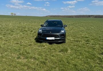 Porsche Macan 69.500 km 52.900 &euro; Gochsheim 97469