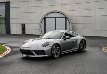 Porsche 992 4.490 km 150.000 &euro; Dettelbach 97337