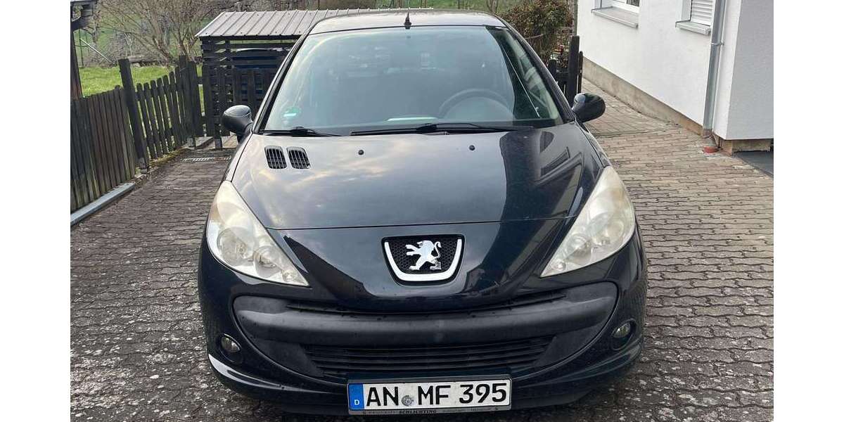 Peugeot 206 136.000 km 2.800 &euro; Bad Bocklet, M 97708