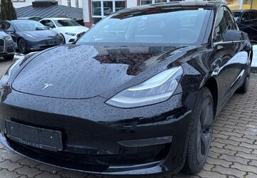 Tesla Model 3 113.500 km 19.450 &euro; Bad Kissingen 97688