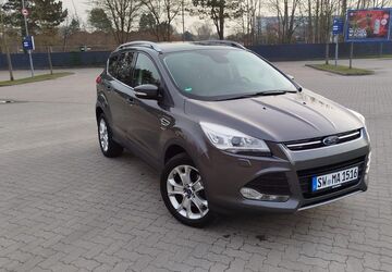 Ford Kuga 114.000 km 13.799 &euro; Schweinfurt 97456