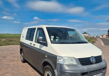 VW T5 Transporter 211.000 km 9.500 &euro; Wasserlosen 97535