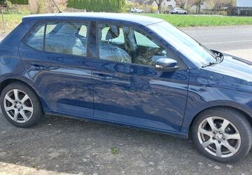 Skoda Fabia 89.000 km 5.699 &euro; Werneck 97440