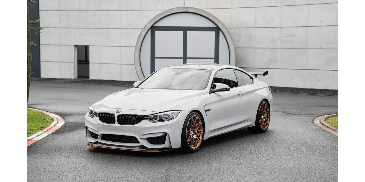 BMW M4 14.490 km 110.490 &euro; Dettelbach 97337