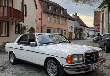 Mercedes-Benz 230 162.000 km 13.900 &euro; Schweinfurt 97424