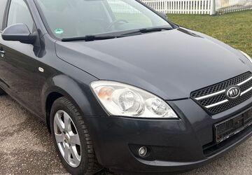 Kia ceed / Ceed 240.000 km 2.400 &euro; Knetzgau 97478