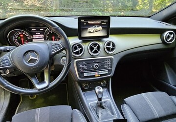 Mercedes-Benz CLA Shooting Brake 99.000 km 14.900 &euro; Bad Bocklet 97708