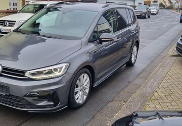 VW Touran 70.000 km 29.990 &euro; Stammheim 97509
