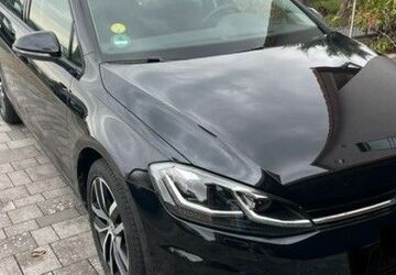 VW Golf 84.000 km 16.500 &euro; Dettelbach 97337