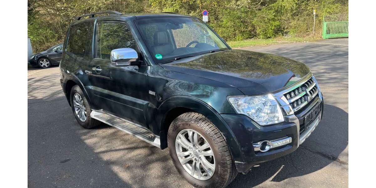 Mitsubishi Pajero 266.550 km 19.990 &euro; Schweinfurt 97422