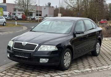Skoda Octavia 216.600 km 2.890 &euro; Niederweren 97464